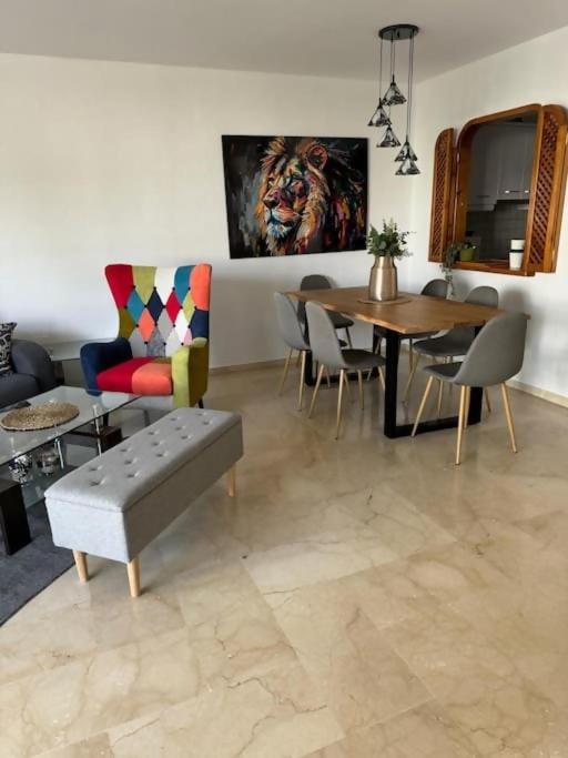 Flat In Matchroom Golf Pool Beach